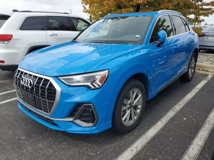 2023 Audi Q3 Premium S line photo 1