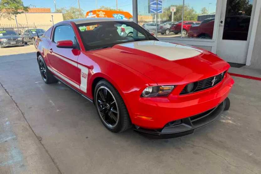 2012 Ford Mustang Boss 302 photo 1