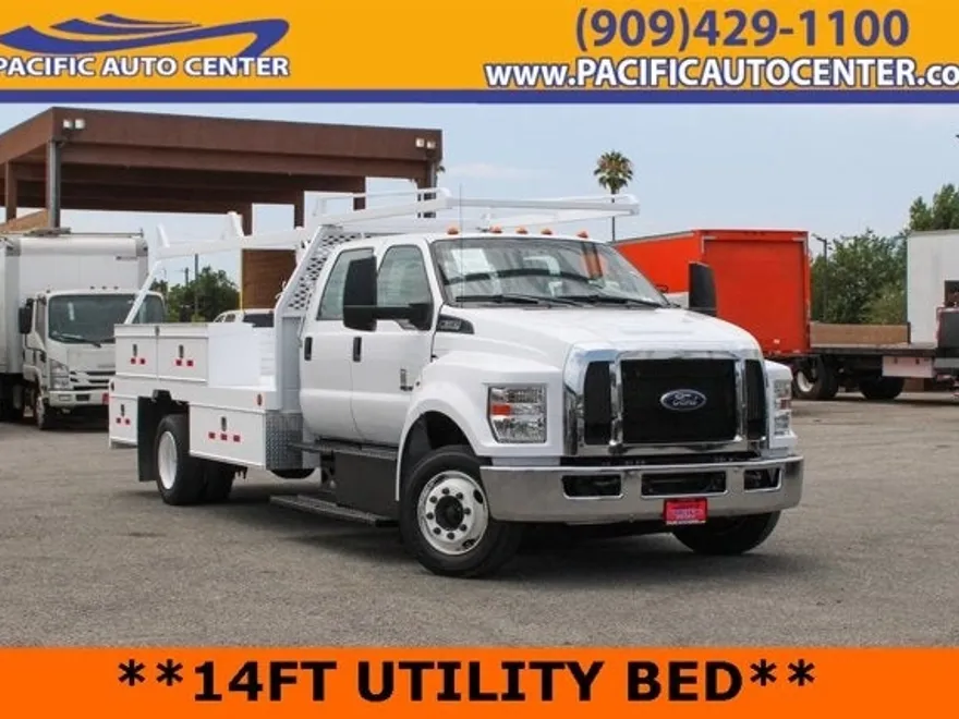 2019 Ford F-650 SuperCab photo 1