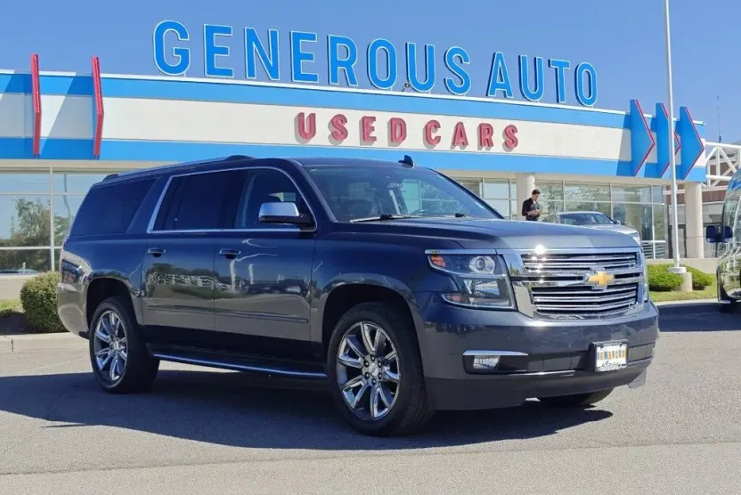 2020 Chevrolet Suburban Premier photo 1
