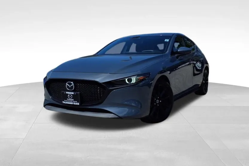 2022 Mazda Mazda3 Hatchback Premium photo 1