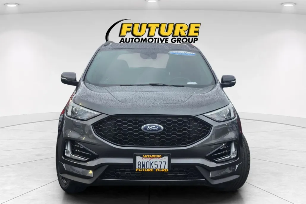 2020 Ford Edge ST photo 1