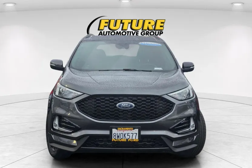2020 Ford Edge ST photo 1