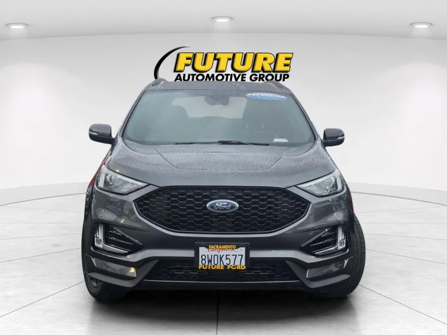 2020 Ford Edge ST photo 1