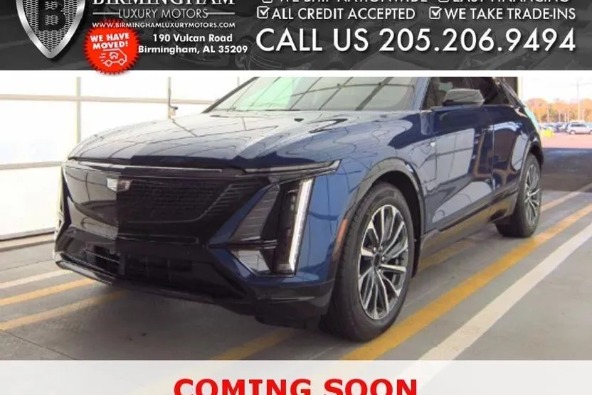 2024 Cadillac Lyriq Sport photo 1