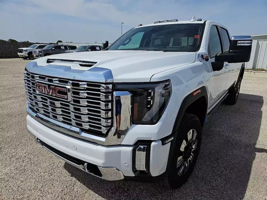 2025 Gmc Sierra 2500 HD Denali photo 1