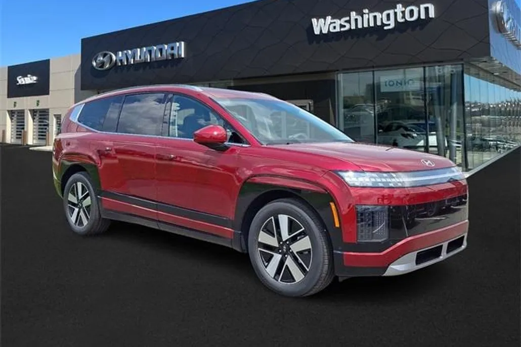 2026 Hyundai Ioniq SEL photo 1