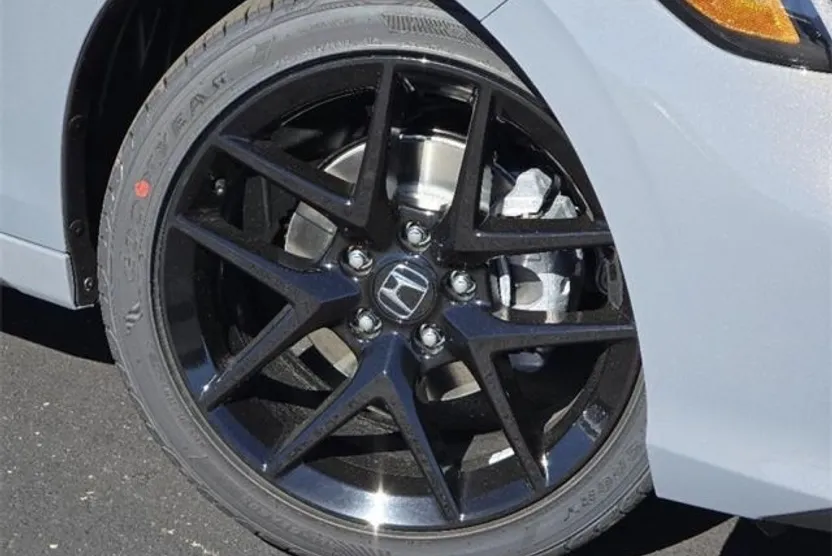 2025 Honda Civic Sport photo 1