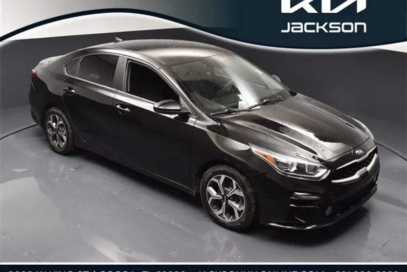 2021 Kia Forte LXS photo 1