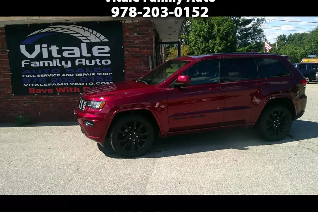 2017 Jeep Grand Cherokee Laredo photo 1