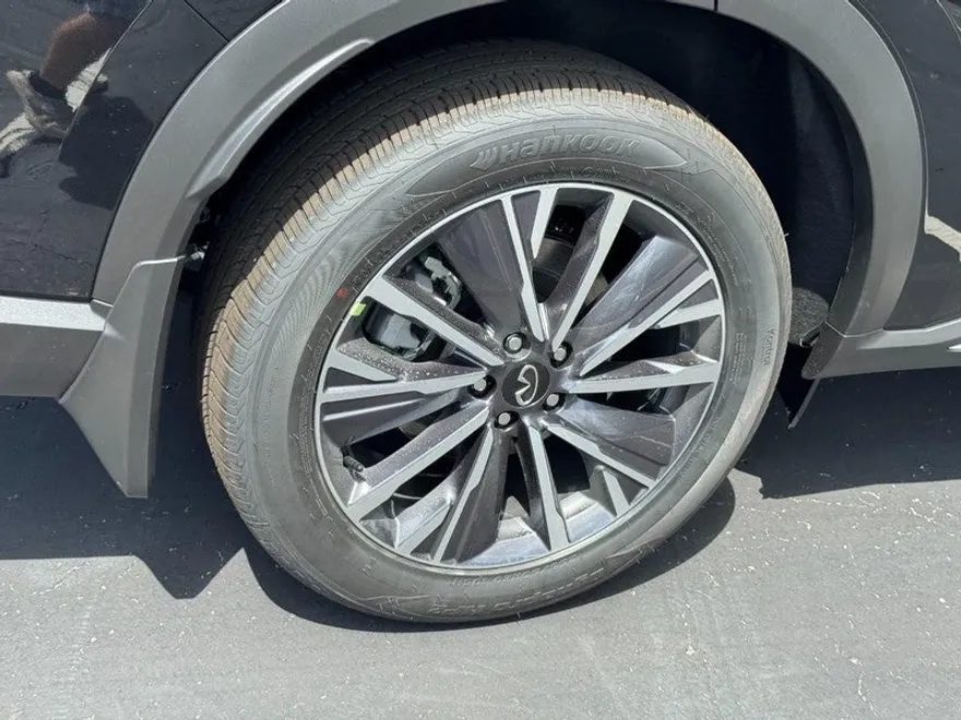 2026 Infiniti QX60 Luxe AWD photo 1