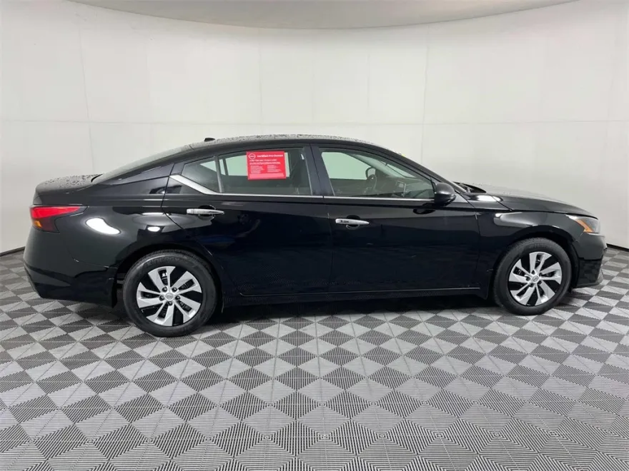 2025 Nissan Altima 2.5 S photo 1