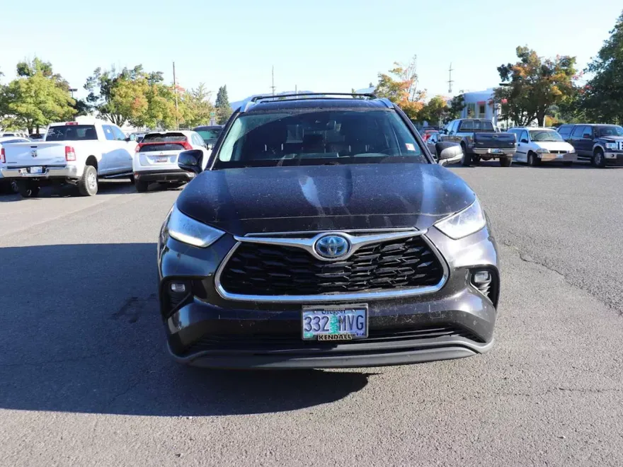 2021 Toyota Highlander Hybrid Limited photo 1