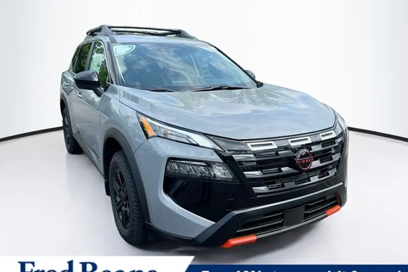 2026 Nissan Rogue SV photo 1
