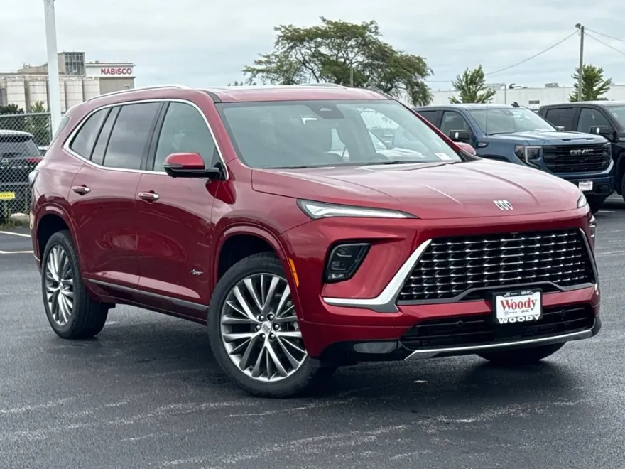 2026 Buick Enclave Avenir photo 1