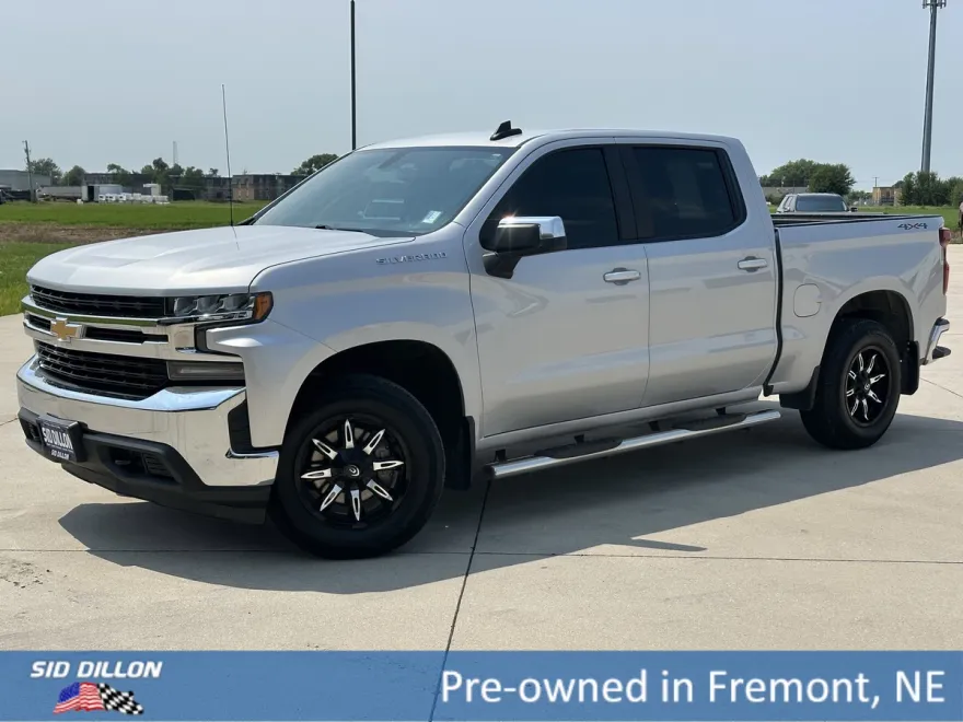 2019 Chevrolet Silverado 1500 LT photo 1