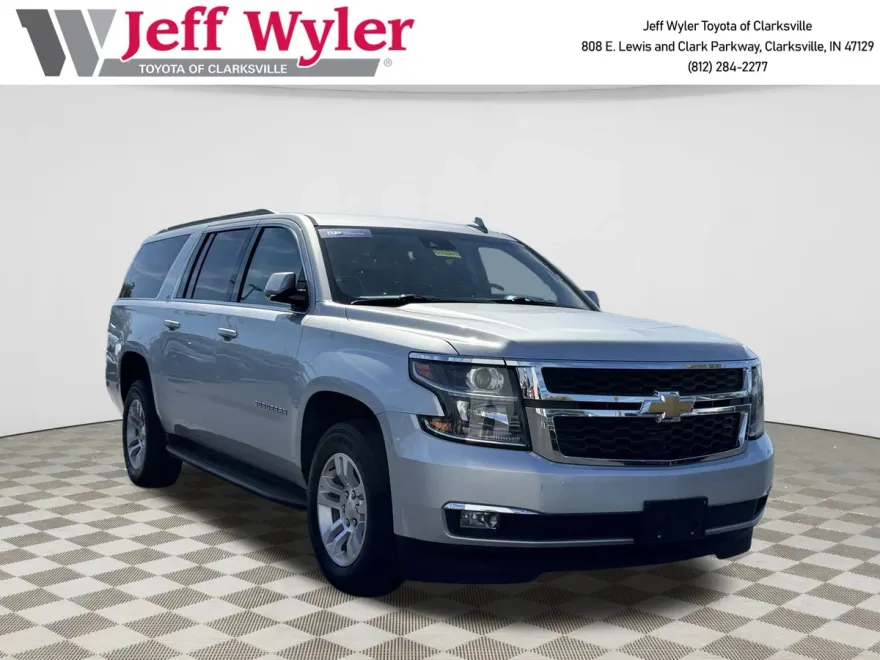 2020 Chevrolet Suburban LT photo 1