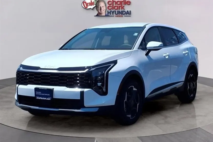 2023 Kia Sportage EX photo 1