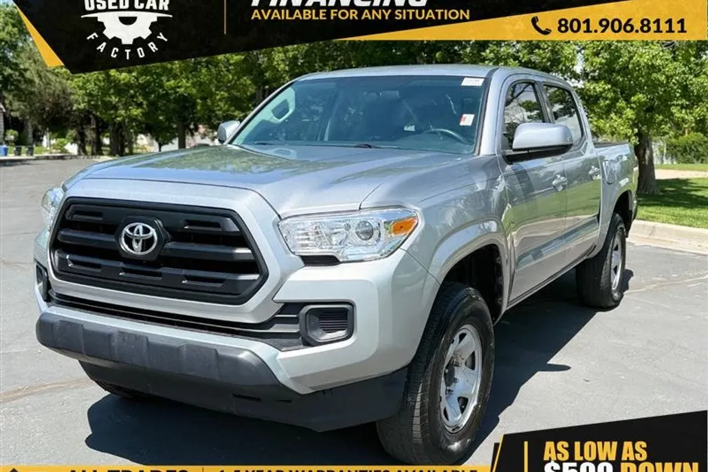 2017 Toyota Tacoma SR photo 1