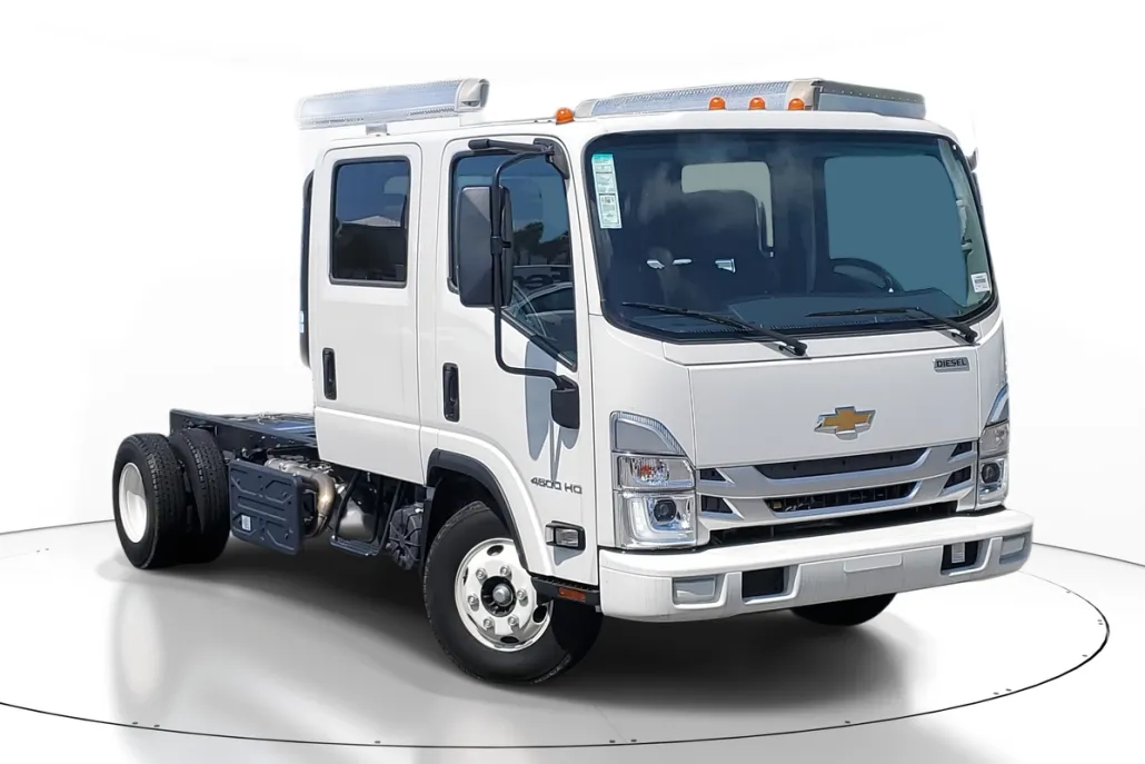 2024 Chevrolet Silverado 4500HD Base photo 1