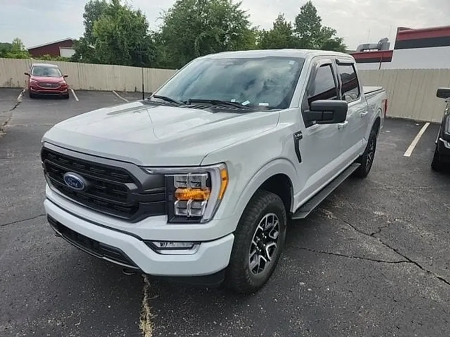 2023 Ford F-150 XL photo 1
