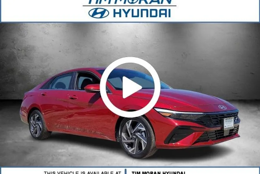2025 Hyundai Elantra SEL Sport photo 1