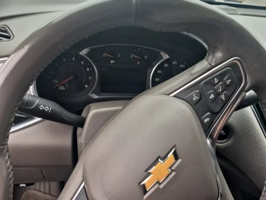 2018 Chevrolet Malibu 1LT photo 1