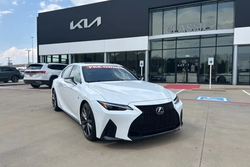 2024 Lexus IS 350 F SPORT photo 1