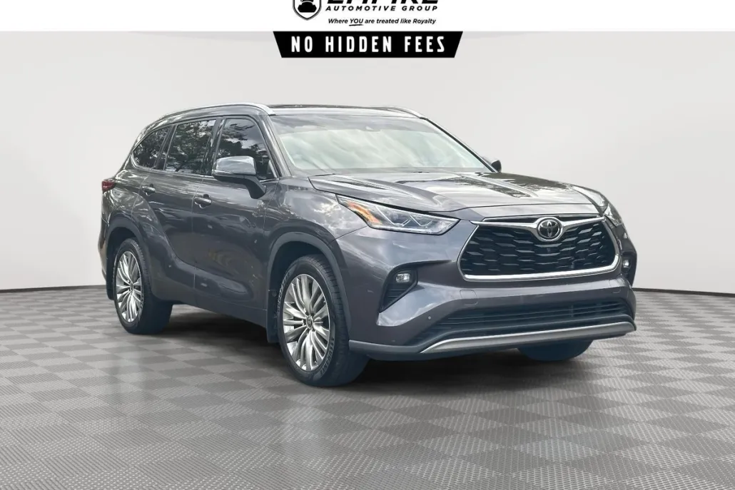 2022 Toyota Highlander Platinum photo 1