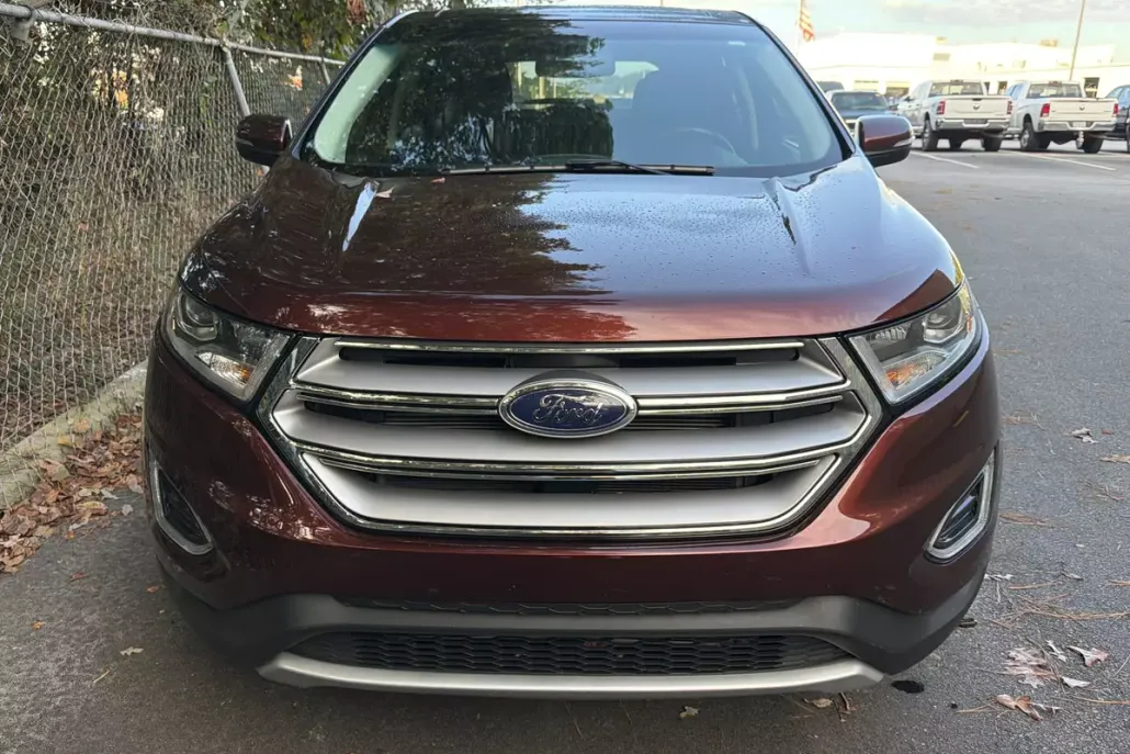 2015 Ford Edge Titanium photo 1
