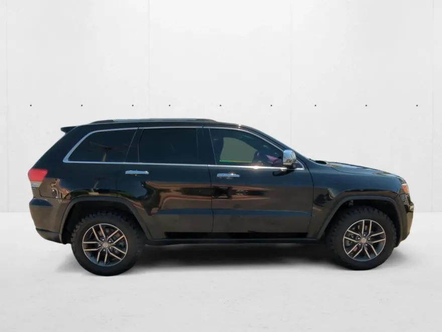 2017 Jeep Grand Cherokee Limited photo 1