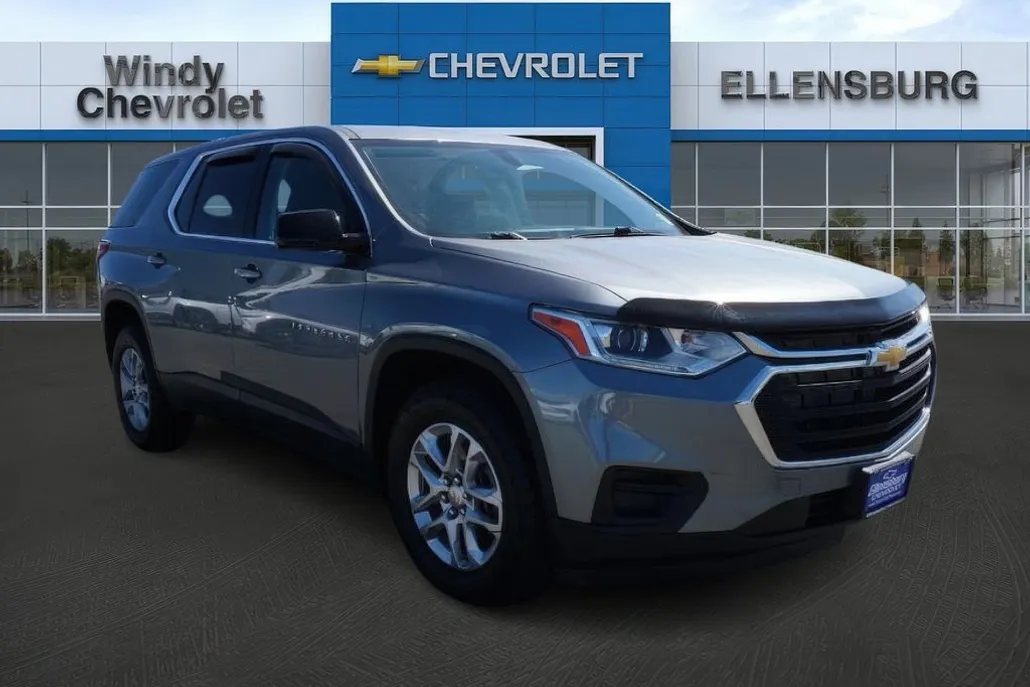 2020 Chevrolet Traverse LS photo 1