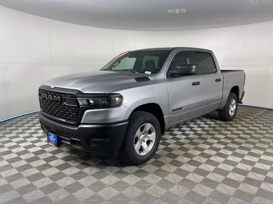 2025 Ram 1500 Tradesman photo 1
