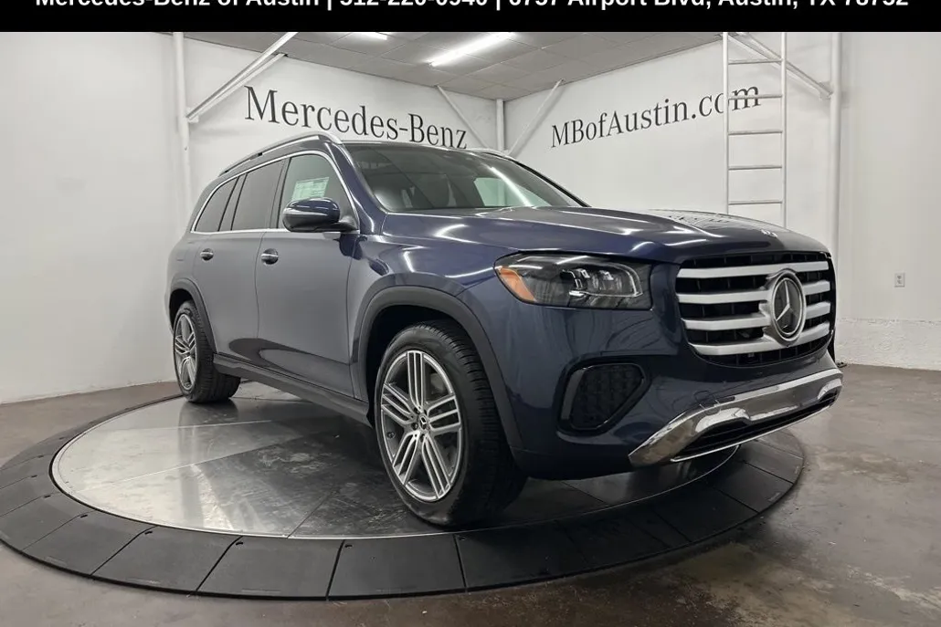 2025 Mercedes Benz GLS 450 4MATIC photo 1