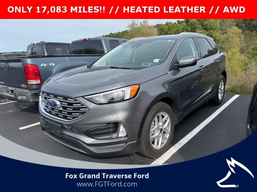 2022 Ford Edge SEL photo 1