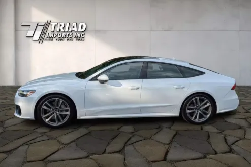2021 Audi A7 55 Prestige photo 3