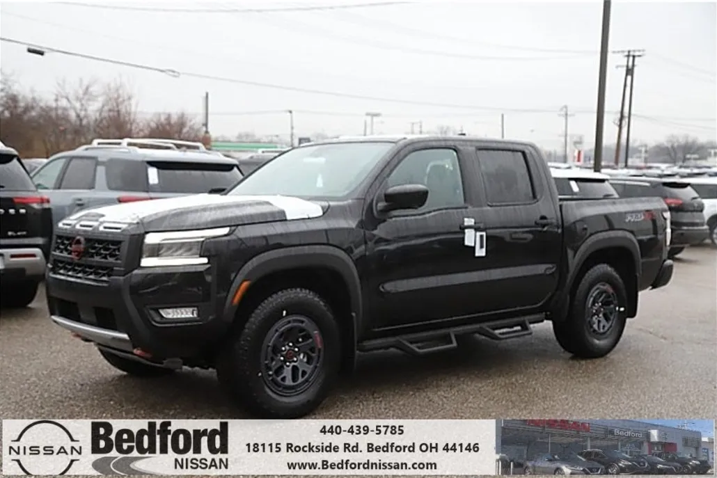 2025 Nissan Frontier PRO-4X photo 1