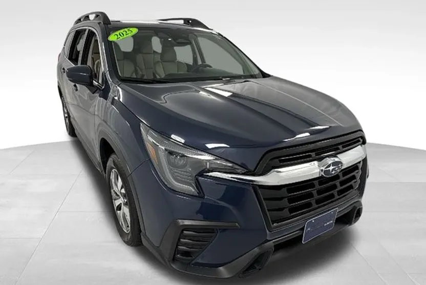 2025 Subaru Ascent Premium photo 1