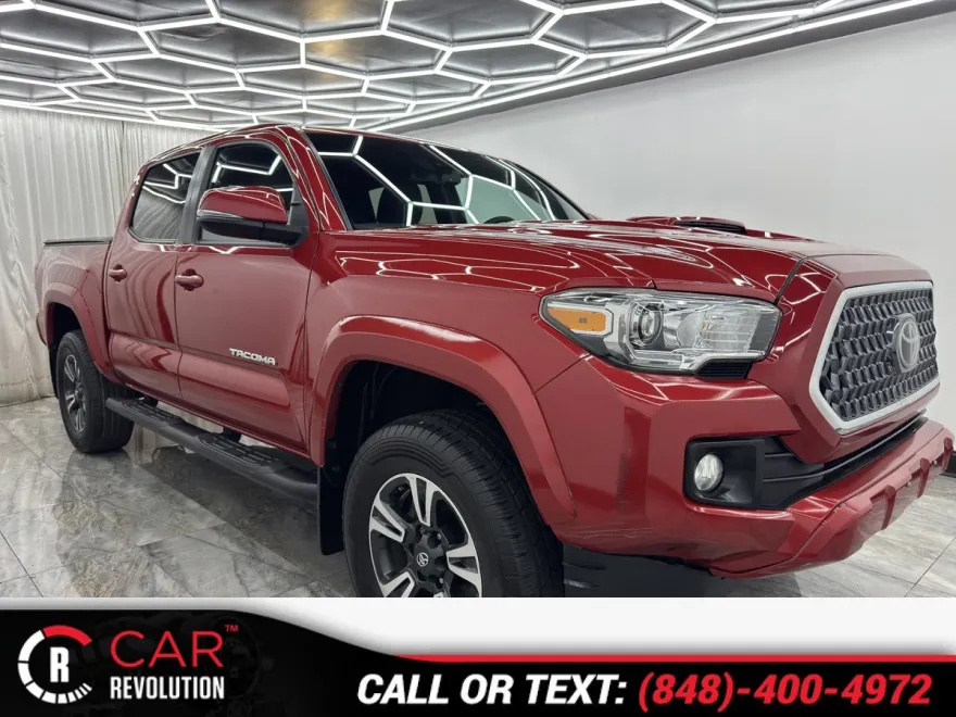 2019 Toyota Tacoma TRD Sport Double Cab V6 photo 1