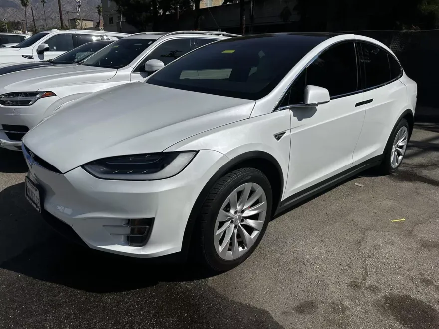 2016 Tesla Model X P90D photo 1