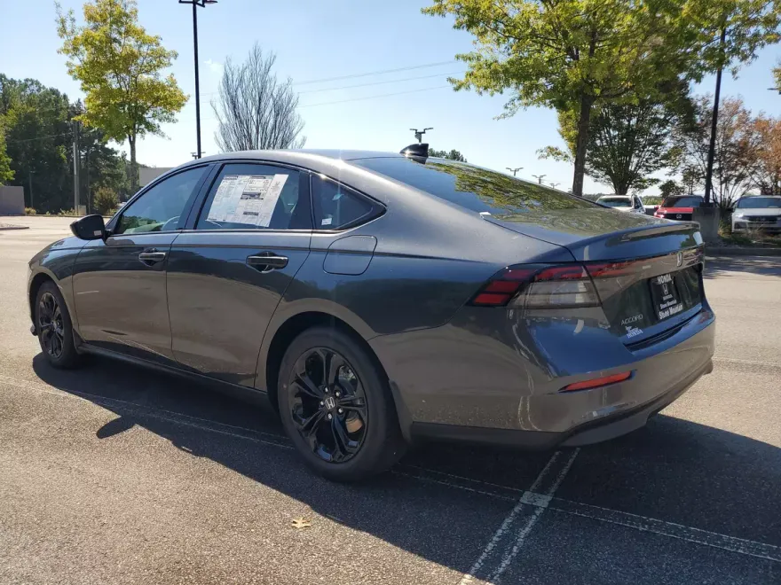 2025 Honda Accord SE photo 1
