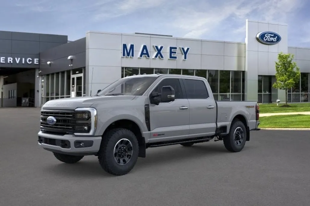 2025 Ford F-250 Platinum photo 1