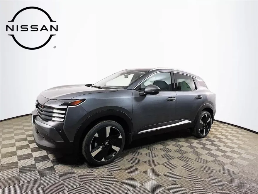 2025 Nissan Kicks SR photo 1