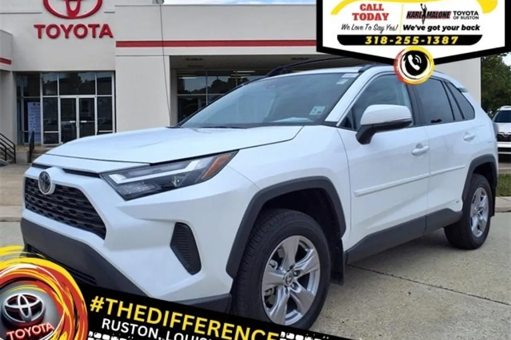 2025 Toyota RAV4 Hybrid XLE photo 1