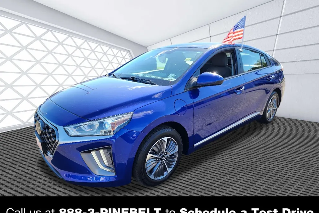 2021 Hyundai Ioniq Plug-In Hybrid SE photo 1