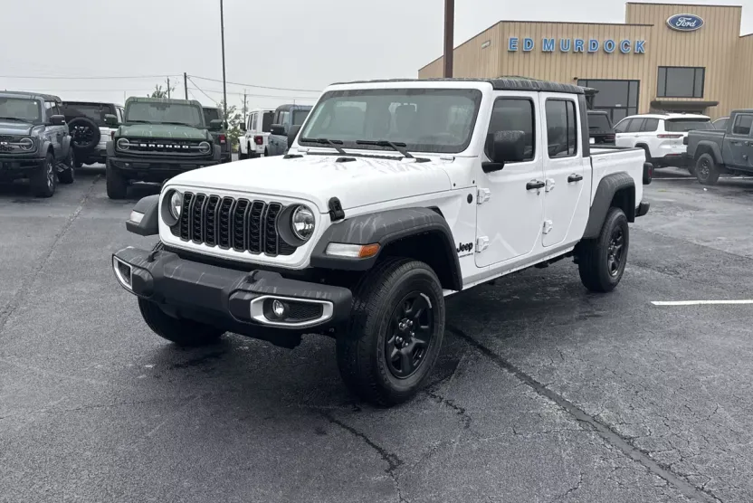 2025 Jeep Gladiator Sport photo 1
