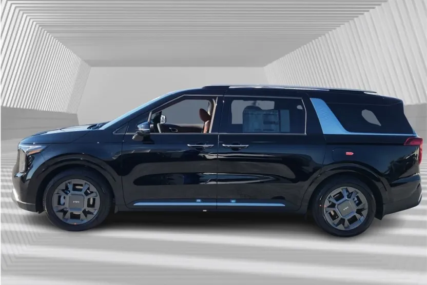 2026 Kia Carnival SX Prestige photo 1