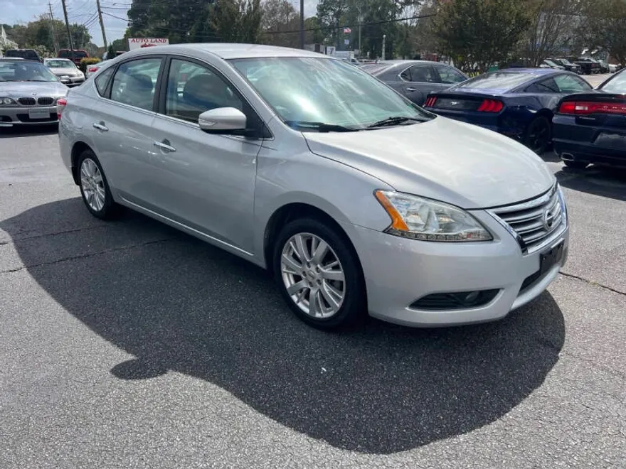 2015 Nissan Sentra SL photo 1