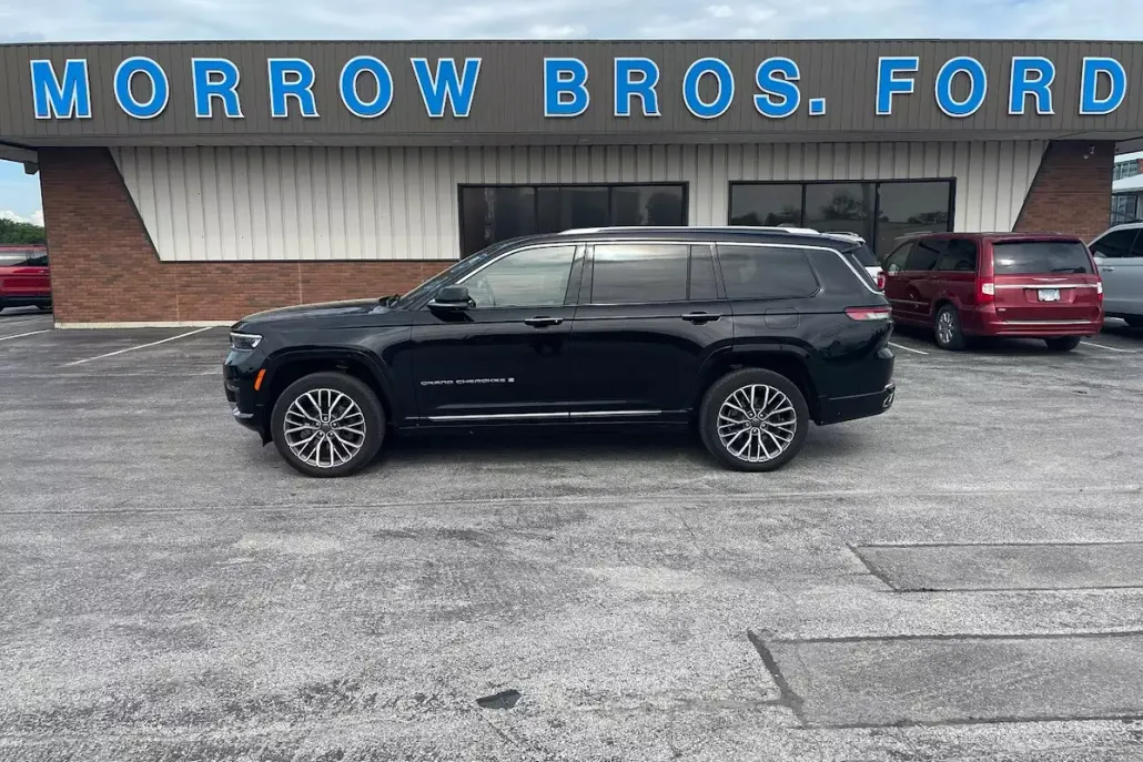 2021 Jeep Grand Cherokee L Summit Reserve photo 1