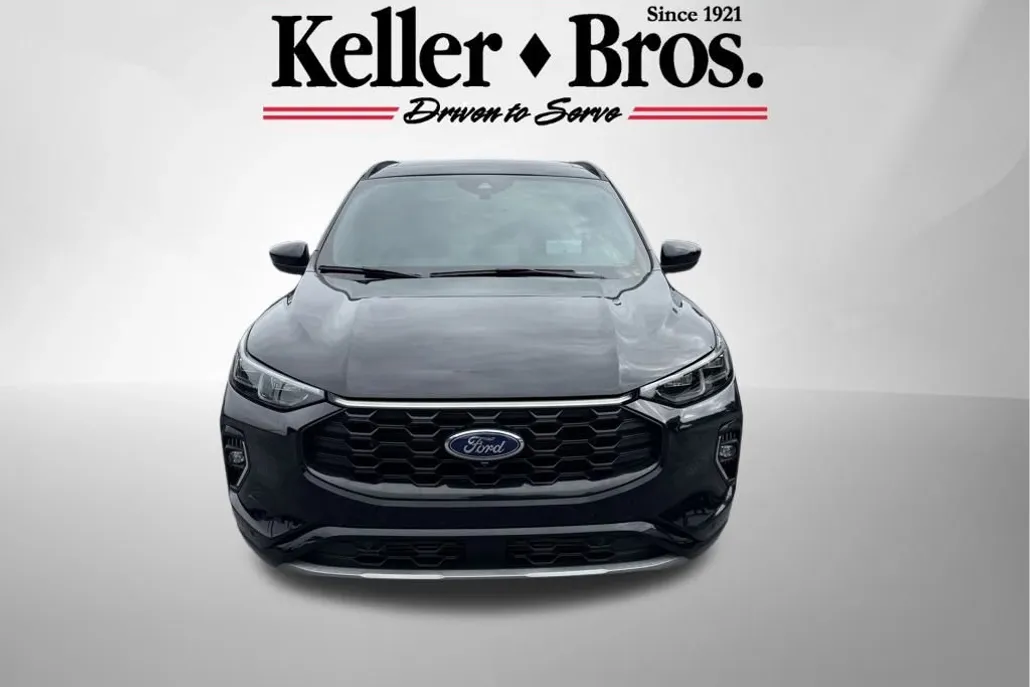 2023 Ford Escape ST-Line Elite photo 1